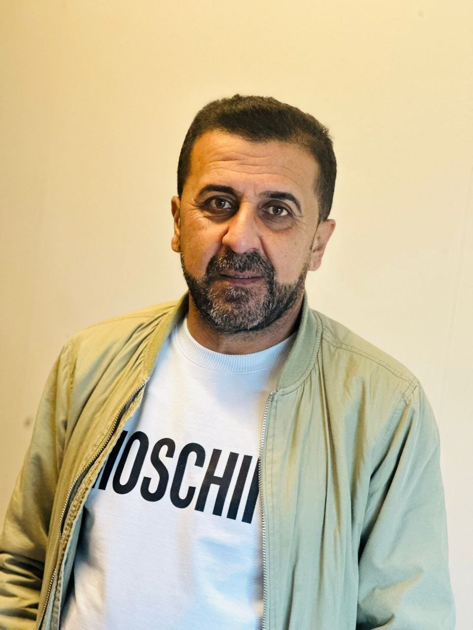 تەنها سوێن خواردن